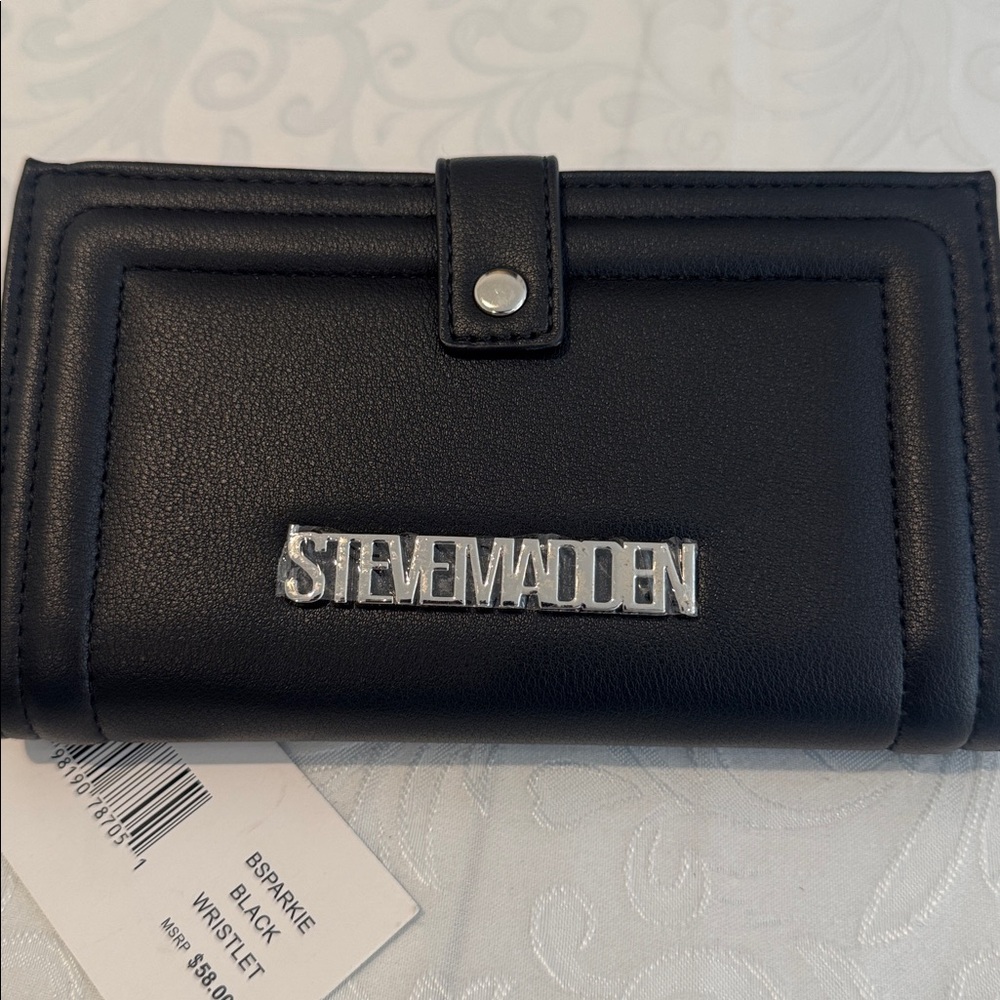 Steve Madden Black Wristlet Wallet - Picture 2 of 12